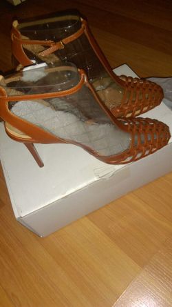 Women heeled sandals