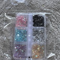 Colorful nail art rhinestones with case