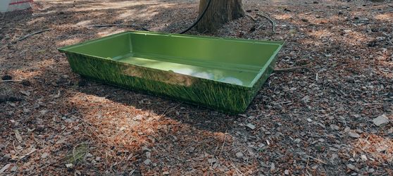 Free, Small Pet Base Tray For Reptiles, Birds, Gerbils, And Hamsters. Terrarium