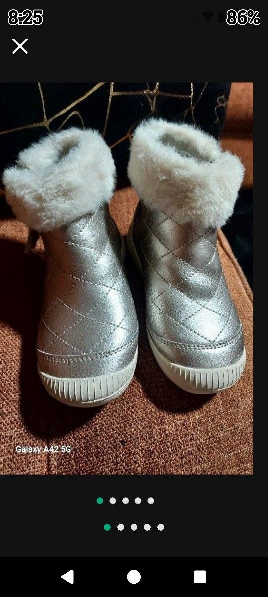 Stride Rite | Chloe faux fur quilted silver sparkle bootie, tassel zipper kids boots 9.5 M KIDS