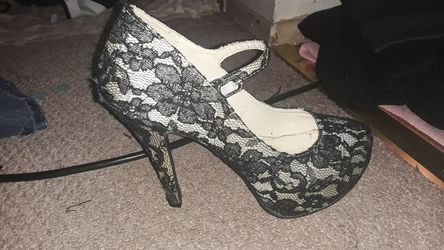 Heels size 7