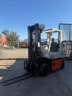 Forklift