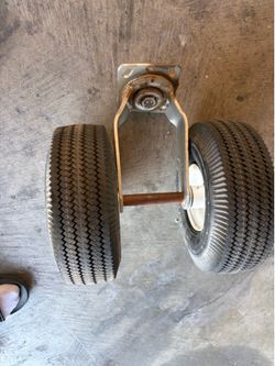 Heavy duty wheels for cart/dolly