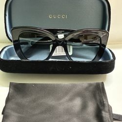 Gucci Sunglassea