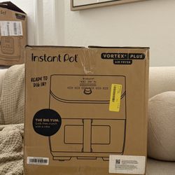 Instant Pot Vortex Plus 6-Quart 6-in-1 Air Fryer