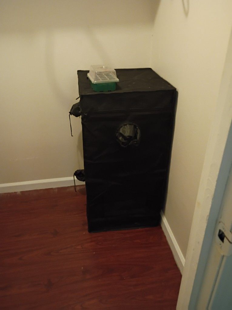 Grow Tent 2x4ft