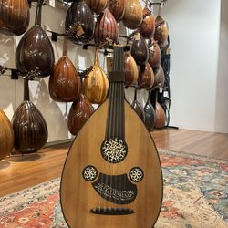 Professional Arabic / Turkish Oud