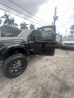 2011 F250 4x4 Diesel