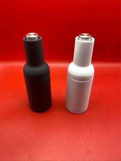 Electric Salt & Pepper Grinders Black & White w/Batteries