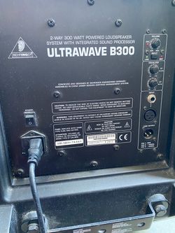 Signaal Melancholie Bezet Behringer Ultrawave B300 Speakers sold as a pair for Sale in Salinas, CA -  OfferUp