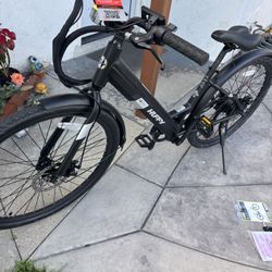 Huffy Cadence E-Bike