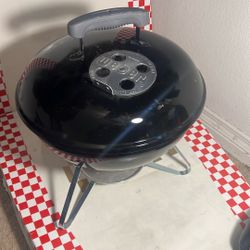 Weber Grill: Brand New