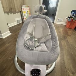 Momcozy baby swing