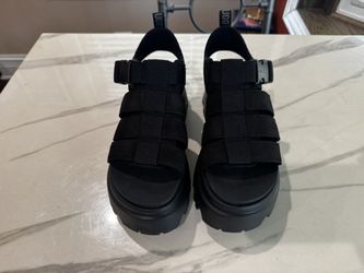 Women’s CORA Fisherman Sandals – Brand New! Size 7.5