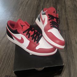 Jordan 1 Low Bull Size 13 