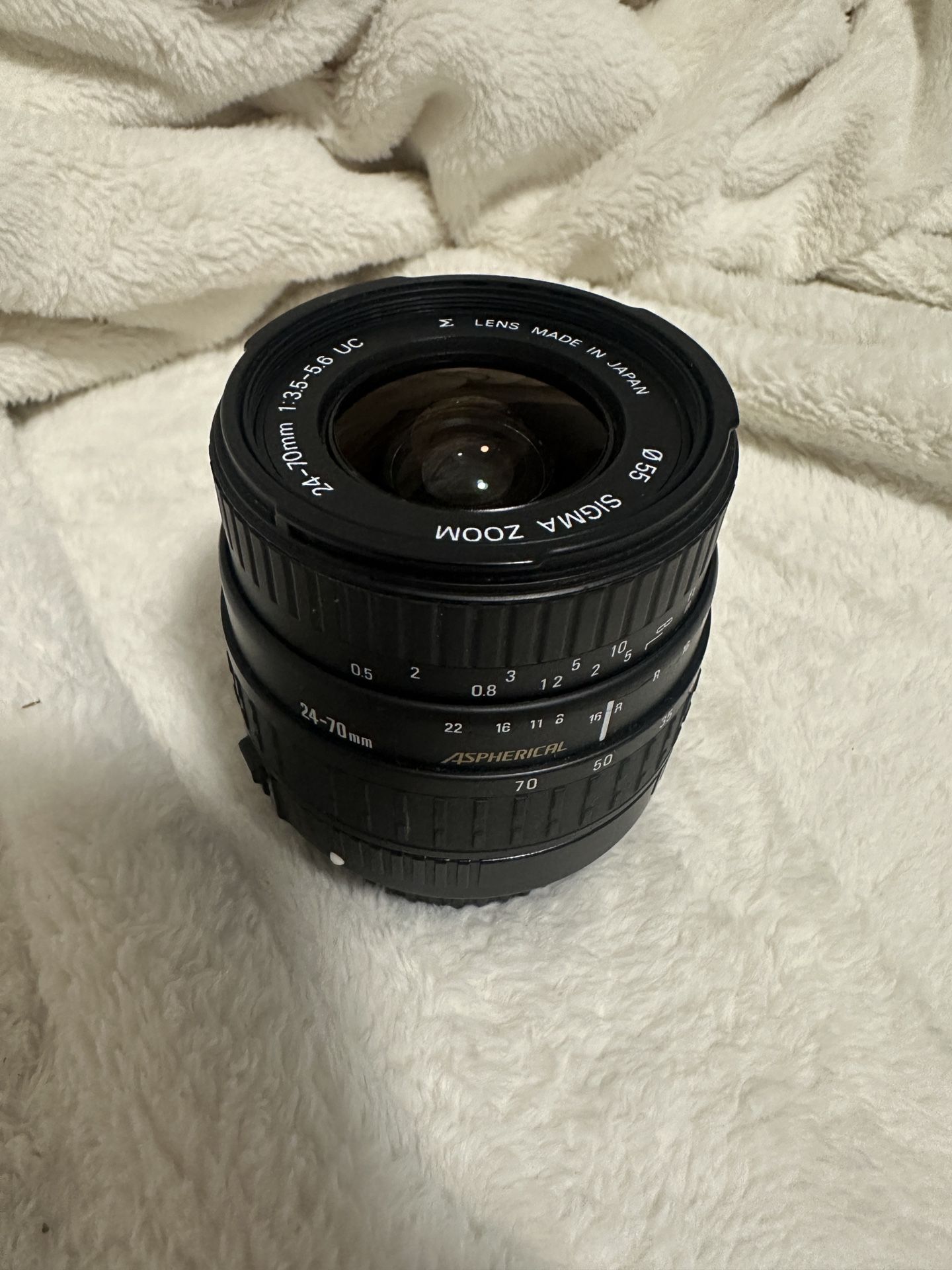 Sigma Zoom 24-70mm 3.5-5.6 Aspherical Lens For Canon