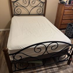 Full Size Bed With Frame, Headboard, Footboard, And Boxspring 