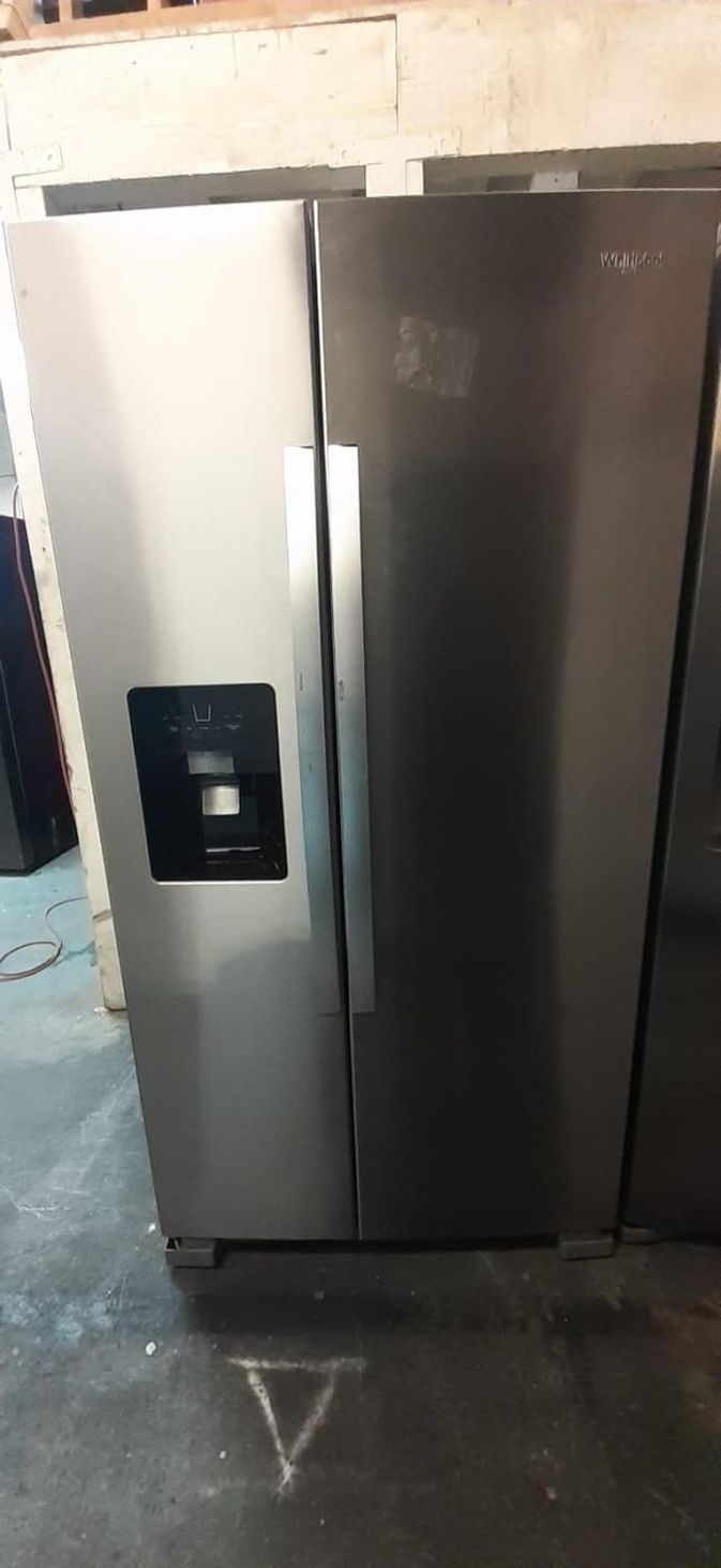 Whirlpool Side-by-Side Stainless Steel Refrigerator Fridge

