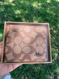Wallets and purses