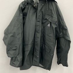 Carhartt Men’s Jacket. Item No 153 (Shopgoodwill)