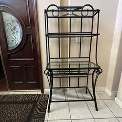 Shelf  H 67 W 35 X 16 In 