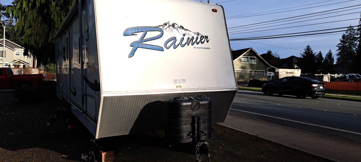 2006 Dutchman 30 ft Rainer