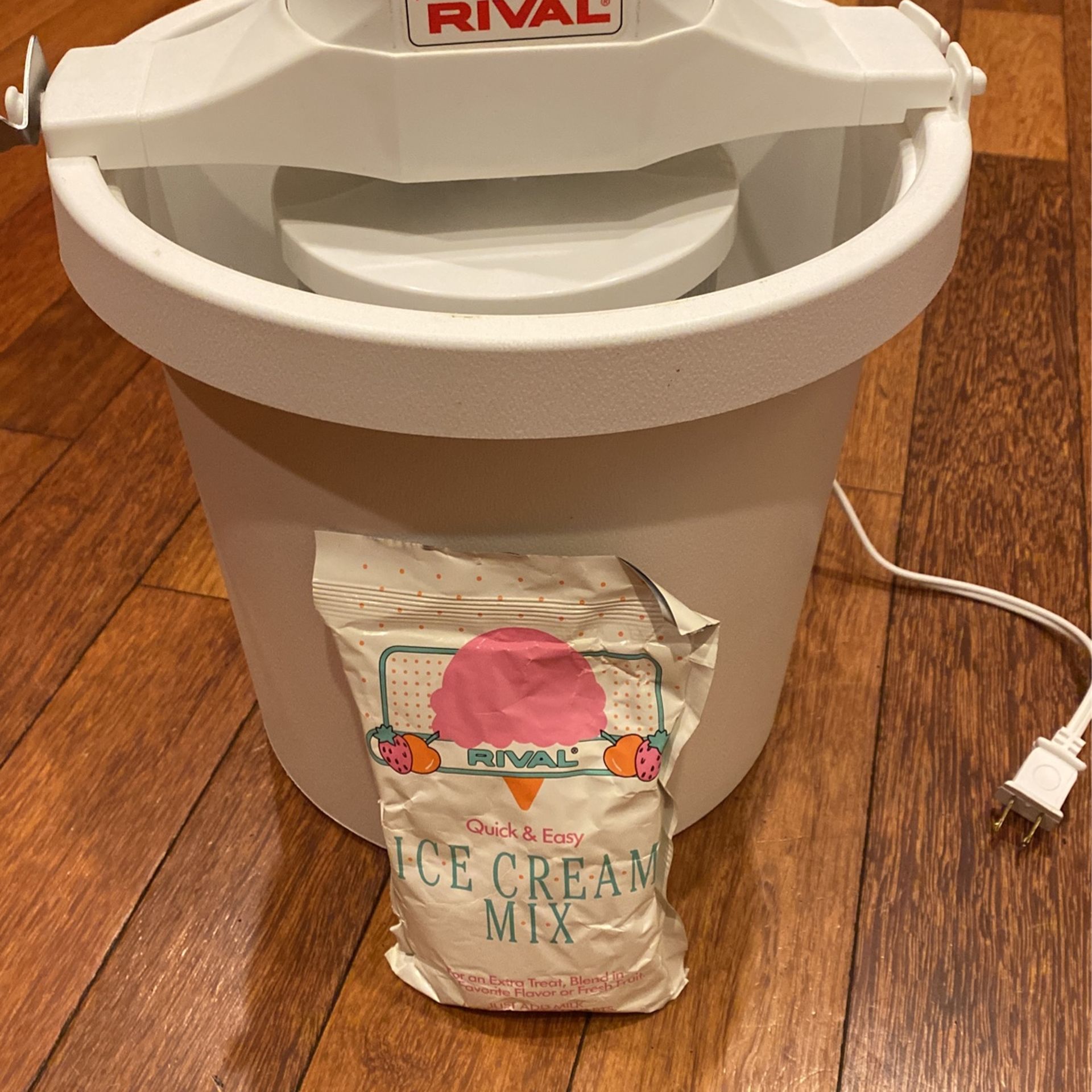 Ninja Creami Ice Cream Maker for Sale in Tacoma, WA - OfferUp