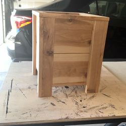 Small Cedar Planter 