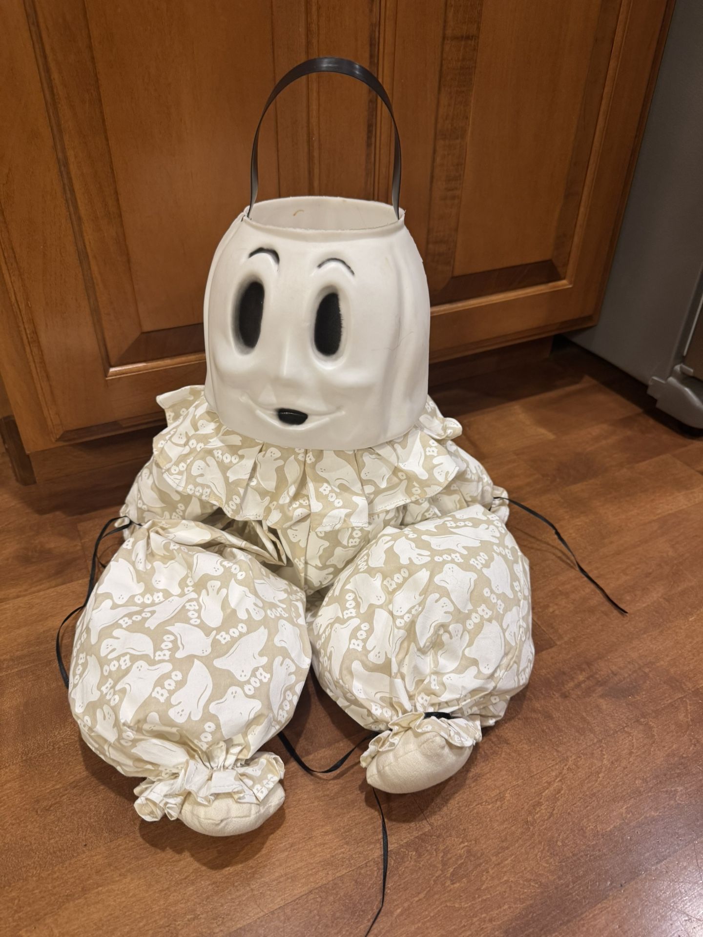 Handcrafted Halloween ghost bucket, face vintage style shipping available