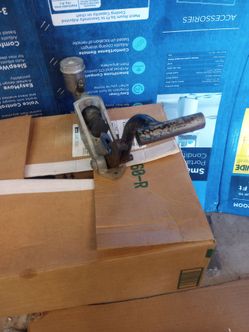 A hydraulic clutch foot pedal universal