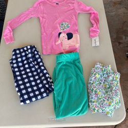New Pjs Carters Size 4T
