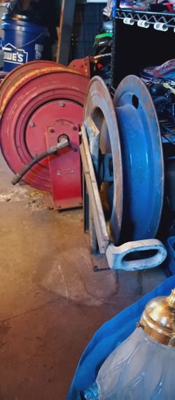 Airhose reels