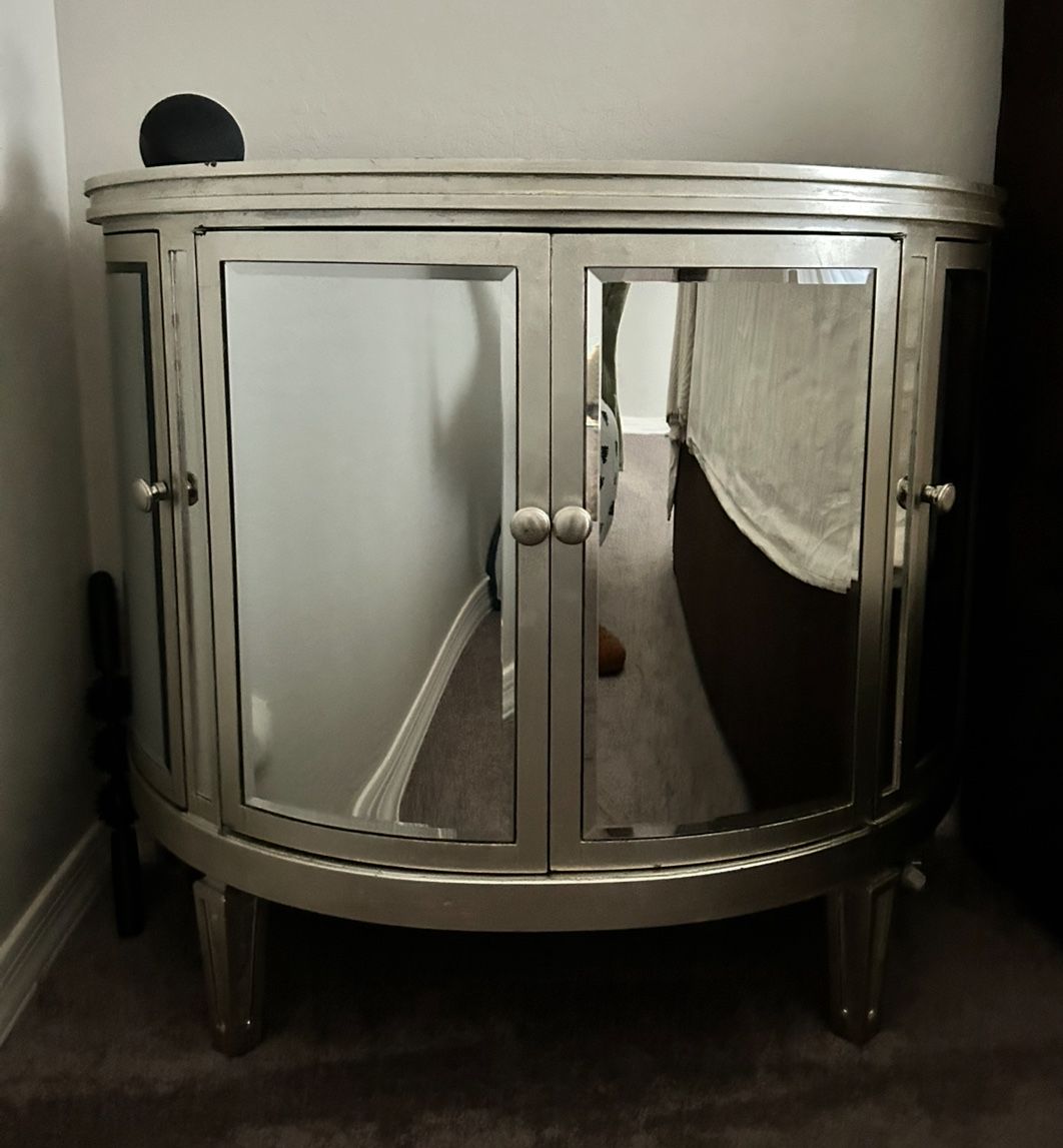 Set Of Pier 1 Mirrored Nightstands Originally $859each