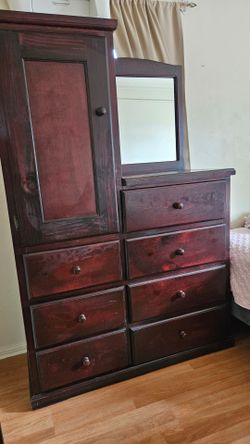 Mueble de madera