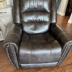 Dual Motor Power Lift Chair 