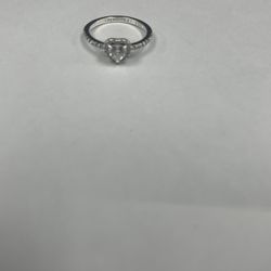 Pandora Elevated Heart Ring 