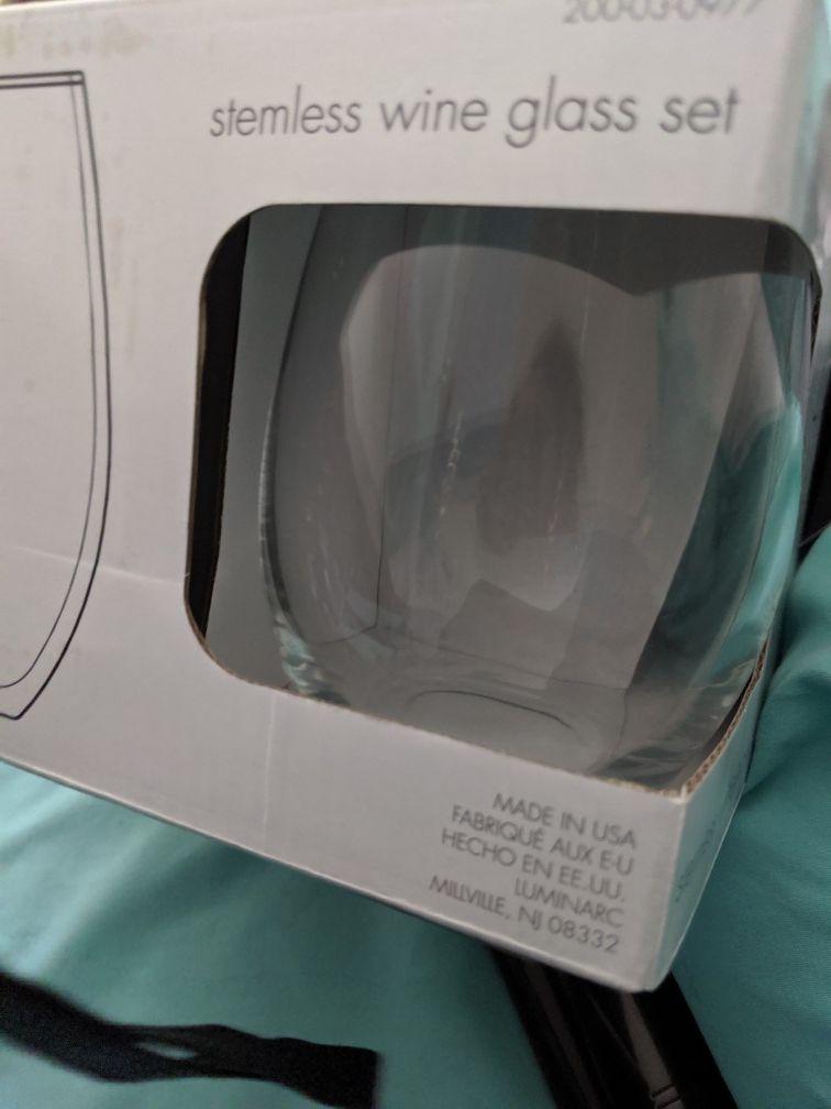 Pack of 4 stemless wine glasses