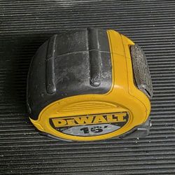 Dewalt 16' Measuring Tape