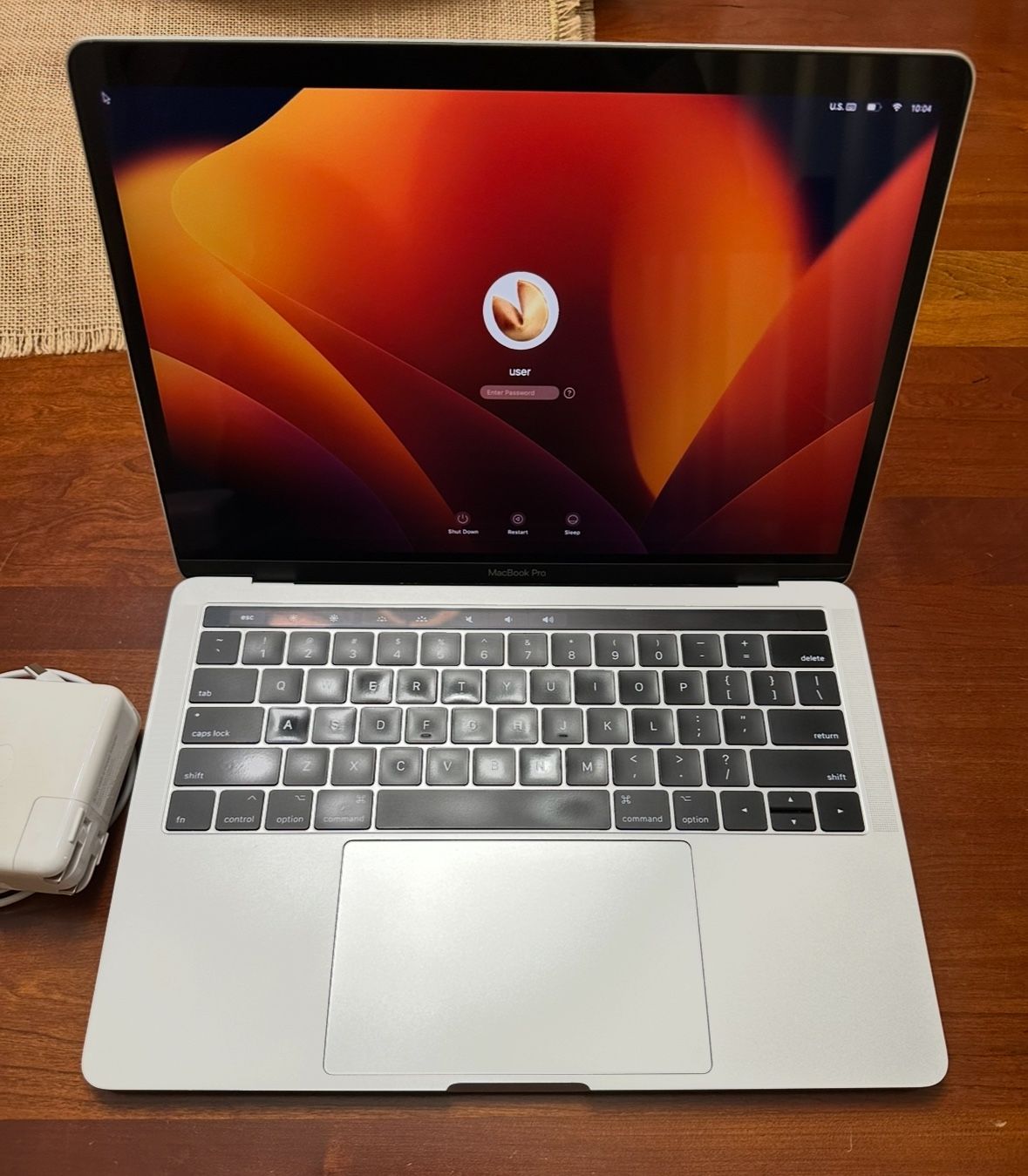 2017 Apple Macbook Pro 13" TouchBar A1706 i5 3.31GHz 16GB 500GB
