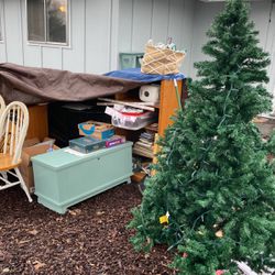 FREE STUFF- EVERYTHING MUST GO THIS WEEKEND