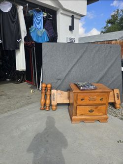 Queen Bed