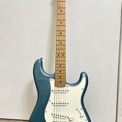 Baby Blue Fender Stratocaster 