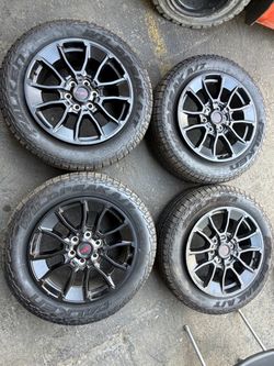 Toyota Tundra TRD wheels and Tires