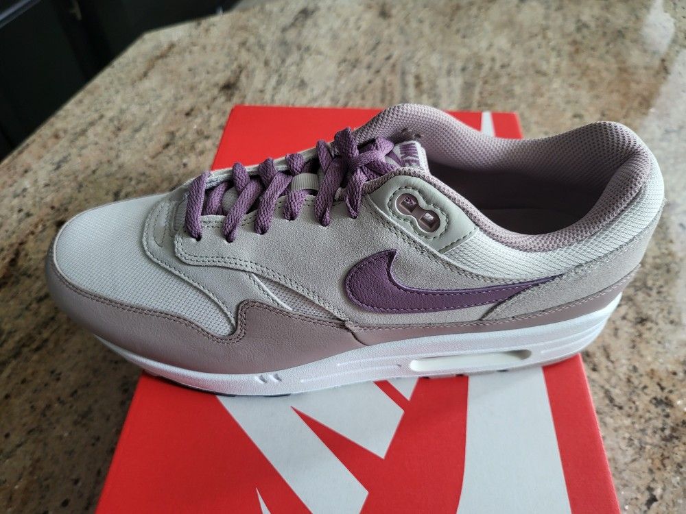 Brand New Nike Air Max Size 11.5
