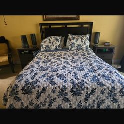 Queen Bedroom Set