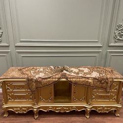 Beautiful Gold Carving TV  Stand Table 
