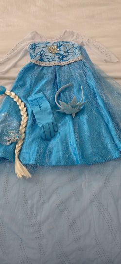 Elsa Frozen Princess Costume Set with Accessories.Size 110 .for 4-year-old girls