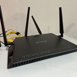  NetGear Nighthawk X4 Smart WiFi Router