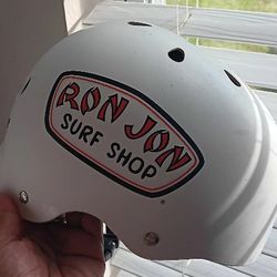 Ron Jon Surf Shop 8 Woman XL Hard shell Helmet