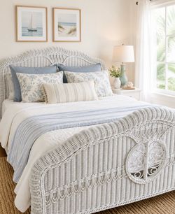 Vintage white wicker bedframe